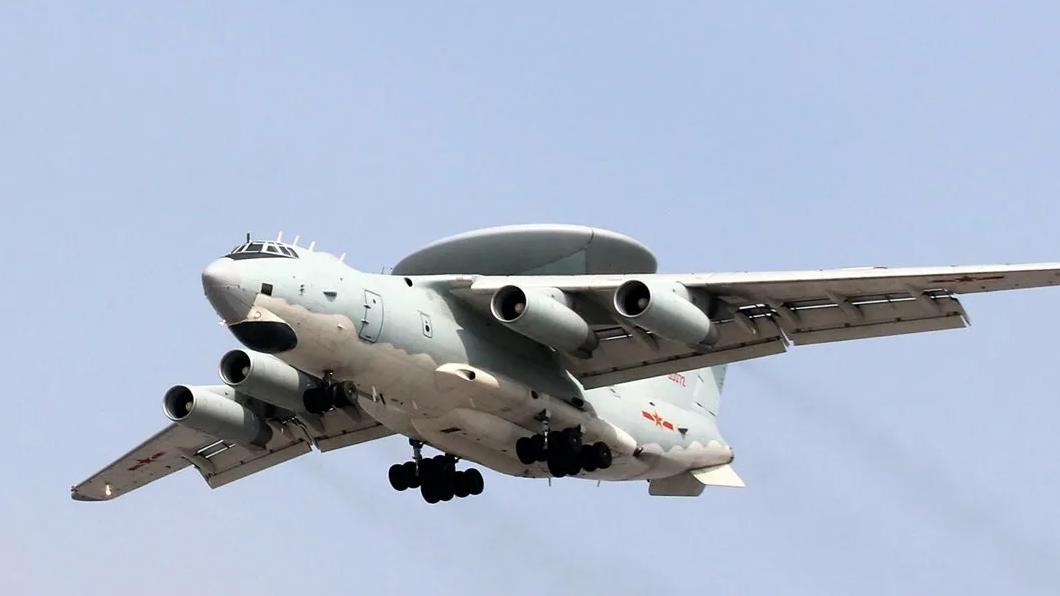 空警預(yù)警機(jī)2000，技術(shù)前沿的空中衛(wèi)士，技術(shù)前沿的空中衛(wèi)士——空警預(yù)警機(jī)2000