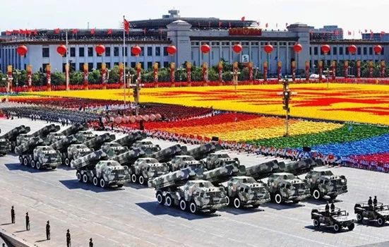 我國(guó)勝利日大閱兵，回顧與展望，中國(guó)勝利日大閱兵，回顧輝煌歷程，展望嶄新未來(lái)