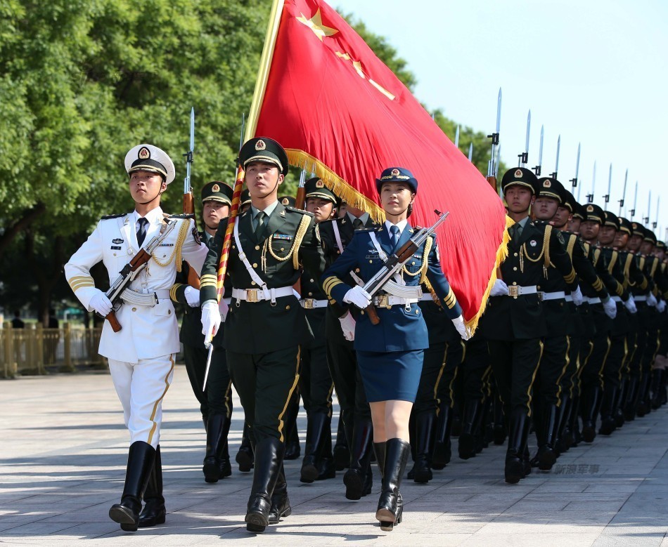 檢閱女兵儀仗隊，榮耀與力量的展現(xiàn)，檢閱女兵儀仗隊，榮耀與力量的璀璨瞬間