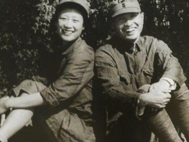 國防部長是干什么的，職責(zé)與重要性解析，國防部長職責(zé)與重要性解析，守護(hù)國家安全的重要角色
