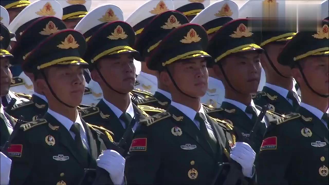 三軍儀仗隊(duì)霸氣視頻，展現(xiàn)雄壯軍威與卓越風(fēng)采，三軍儀仗隊(duì)雄壯風(fēng)采霸氣展現(xiàn)視頻，彰顯卓越軍威與風(fēng)采