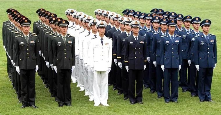 解放軍最新夾克作業(yè)服，設(shè)計特點與優(yōu)勢分析，解放軍最新夾克作業(yè)服設(shè)計特點與優(yōu)勢解析