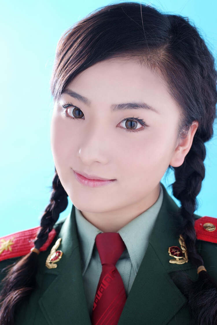 中國最漂亮的女兵照片第一名——展現(xiàn)英雄之美與榮耀印記，中國女兵第一名，榮耀印記與英雄之美的璀璨瞬間