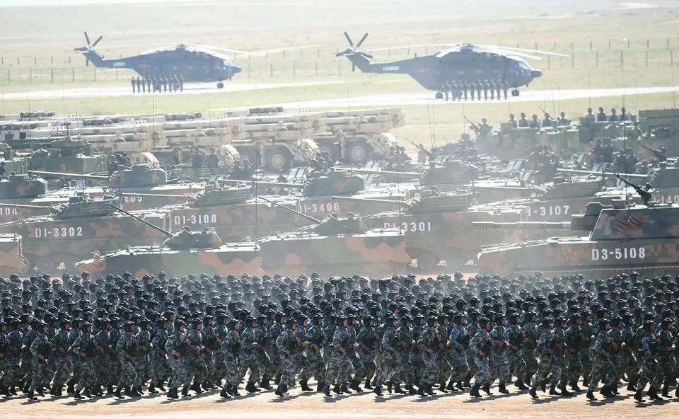 建軍90周年閱兵儀式，回顧輝煌歷程，展望嶄新未來，建軍90周年閱兵儀式，回顧輝煌歷程，展望嶄新未來，彰顯軍威國威的力量展示