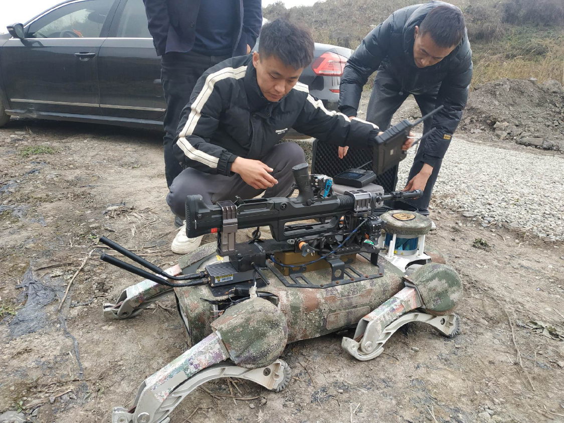 軍用重型防彈盾牌，保護(hù)戰(zhàn)士的生命線，軍用重型防彈盾牌，戰(zhàn)士的生命守護(hù)者