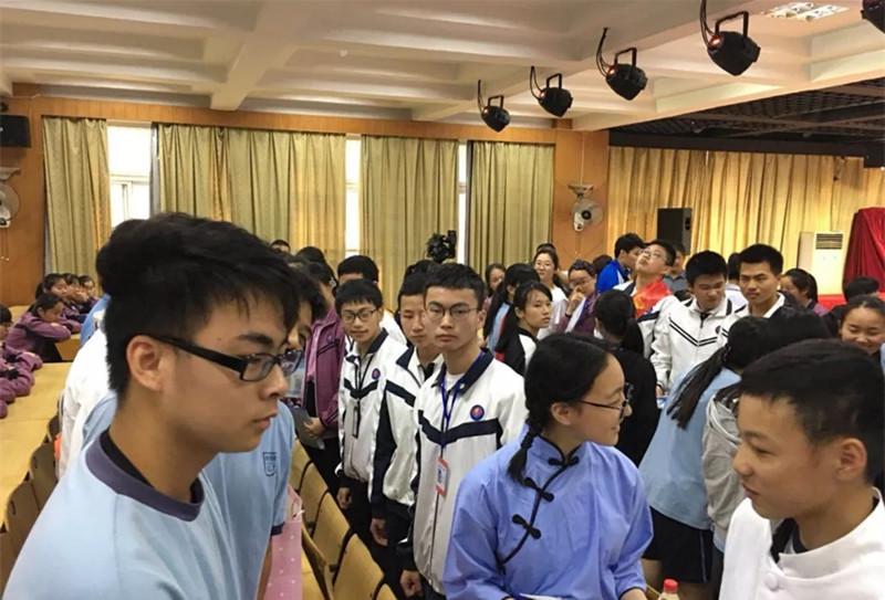 新澳門(mén)三中三6組免費(fèi)公開(kāi)——探索與解析，澳門(mén)三中三最新6組數(shù)據(jù)解析與探索，免費(fèi)公開(kāi)揭秘