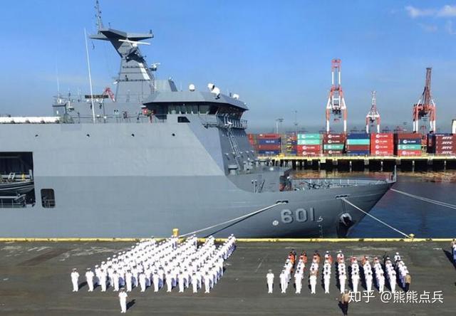 中國海軍節(jié)閱兵，展現(xiàn)中國力量的壯麗畫卷——紀(jì)念中國海軍節(jié)2022年盛大閱兵活動，中國海軍節(jié)盛大閱兵，展現(xiàn)力量與榮耀的壯麗畫卷 2022年紀(jì)念活動回顧