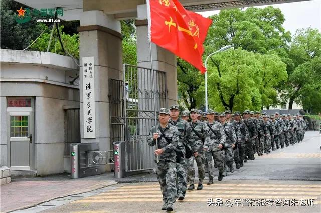 軍事院校分數(shù)線詳解，如何把握入學(xué)門檻？，軍事院校分數(shù)線詳解，如何把握入學(xué)門檻與提高錄取機會？
