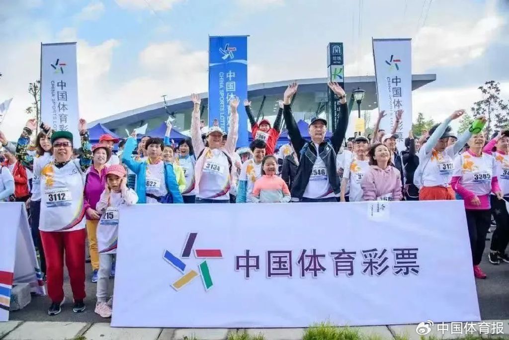 新澳門一碼一肖一特一中鳳凰體育彩票——探索彩票背后的秘密，新澳門彩票背后的秘密，一碼一肖一特一中與鳳凰體育彩票解析