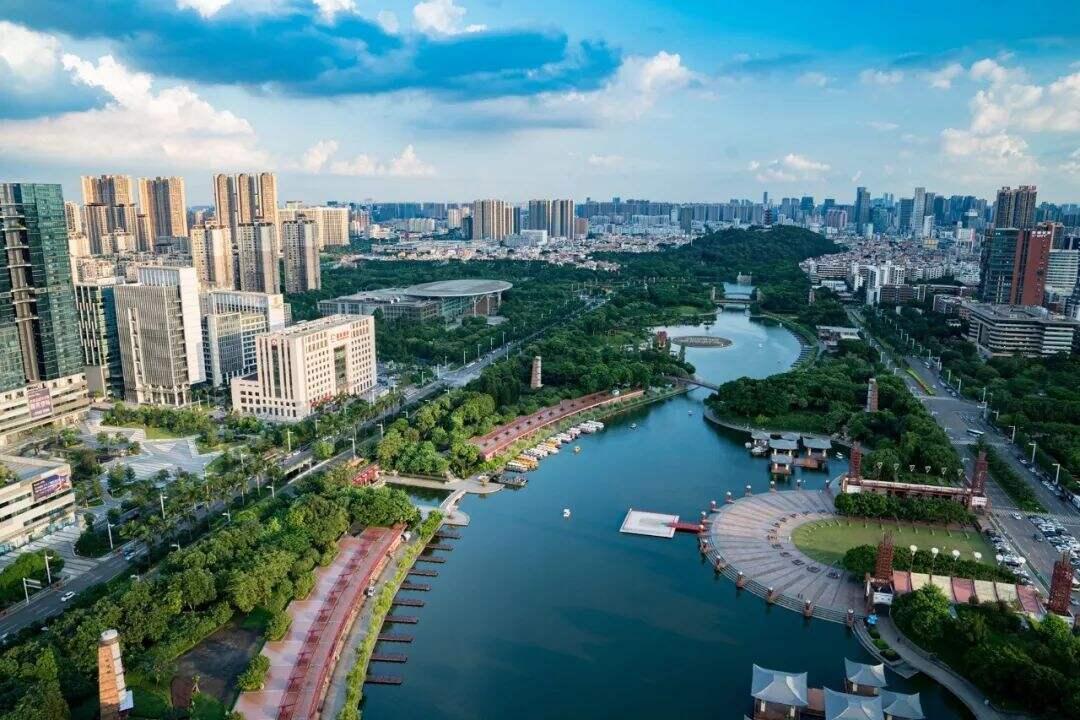 澳門(mén)正版免費(fèi)資源展望，邁向未來(lái)的精準(zhǔn)服務(wù)體驗(yàn)（2025展望），澳門(mén)正版資源展望，邁向精準(zhǔn)服務(wù)體驗(yàn)的未來(lái)之路（2025年展望）