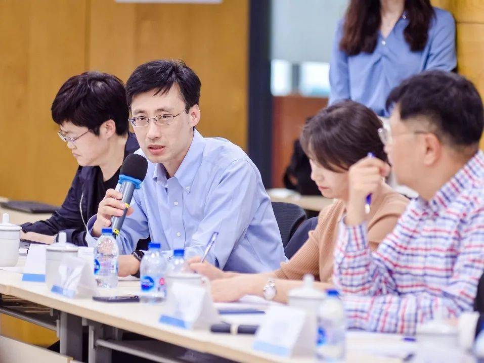 王中王一肖中持嗎？深度解析背后的故事與真相，揭秘王中王一肖背后的故事與真相，深度解析與真相探討