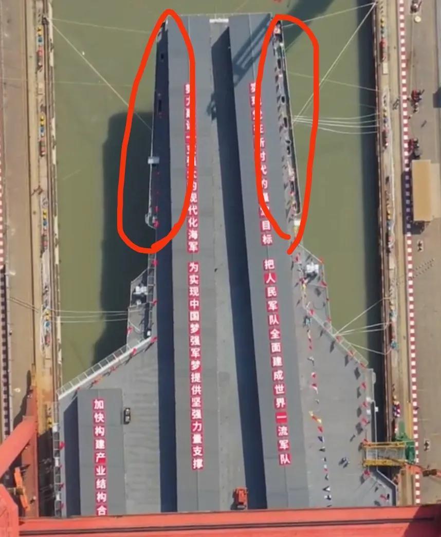 揭秘福建艦的真實(shí)排水量，是否只有傳聞中的8萬噸？，揭秘福建艦排水量真相，傳聞中的8萬噸是否準(zhǔn)確？