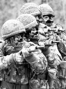 今日戰(zhàn)事新聞，全球軍事動(dòng)態(tài)深度解析，全球軍事動(dòng)態(tài)深度解析，今日戰(zhàn)事新聞綜述