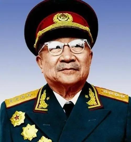 中國現(xiàn)任大將，領(lǐng)軍人物的風(fēng)采與時(shí)代擔(dān)當(dāng)，中國大將風(fēng)采與時(shí)代擔(dān)當(dāng)，領(lǐng)軍人物閃耀時(shí)代光芒