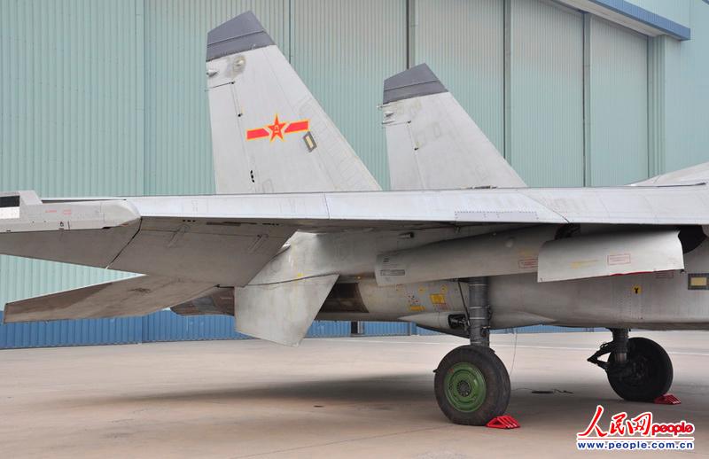 殲-35首次公開(kāi)露面，揭示五代戰(zhàn)機(jī)新篇章，殲-35首次亮相揭示五代戰(zhàn)機(jī)新篇章